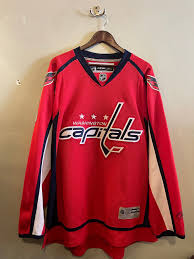 Charlie Lindgren #79 Washington Capitals Home 2022 Red Breakaway Player Jersey photo review